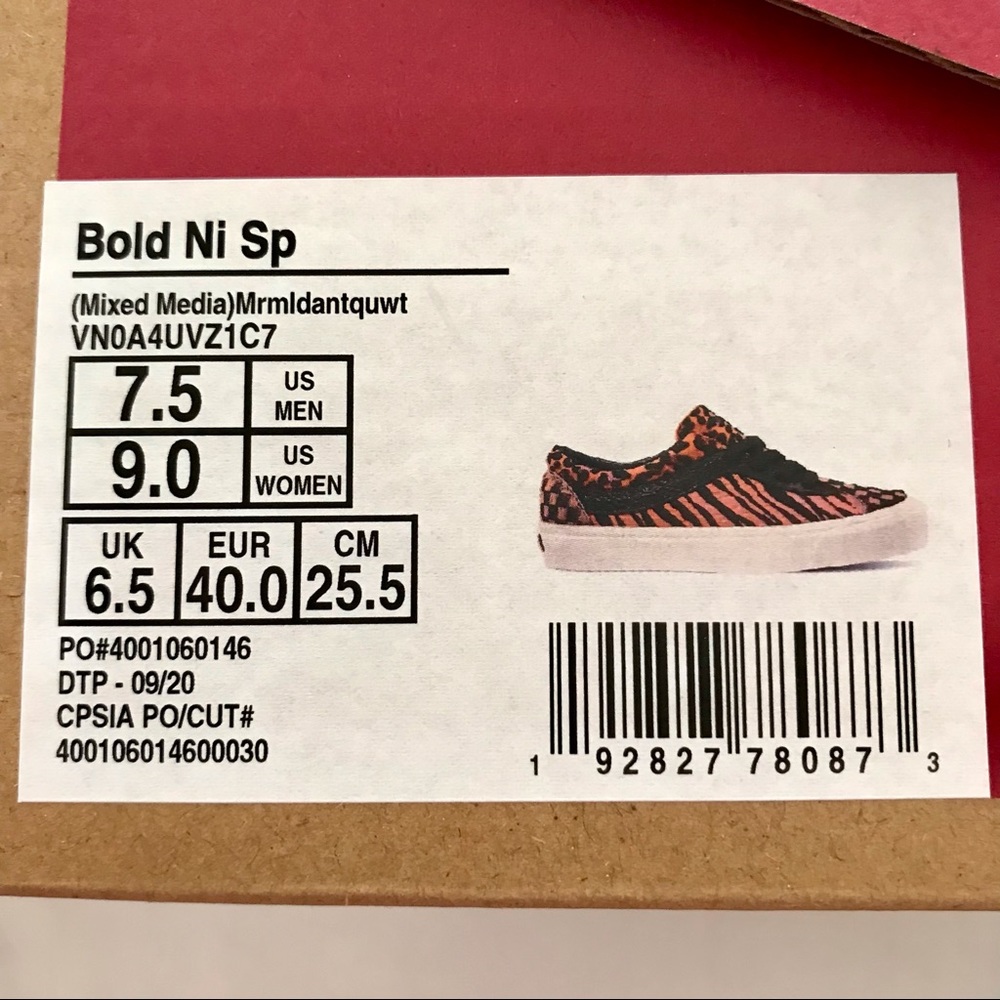 VANS~Unisex / BOLD Classic Sneaker - Picture 5 of 15